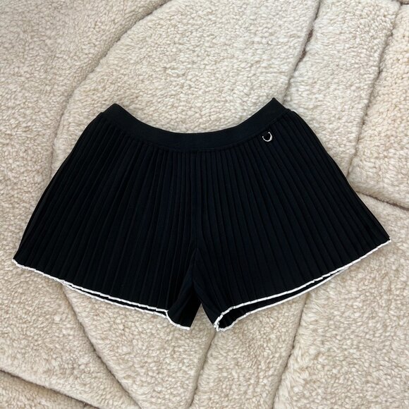 JacquemusThe Pleated Knit Shorts
